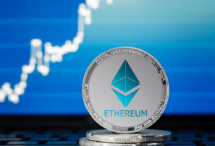 Ethereum Hits $4K Boosted by Premiums and Growth