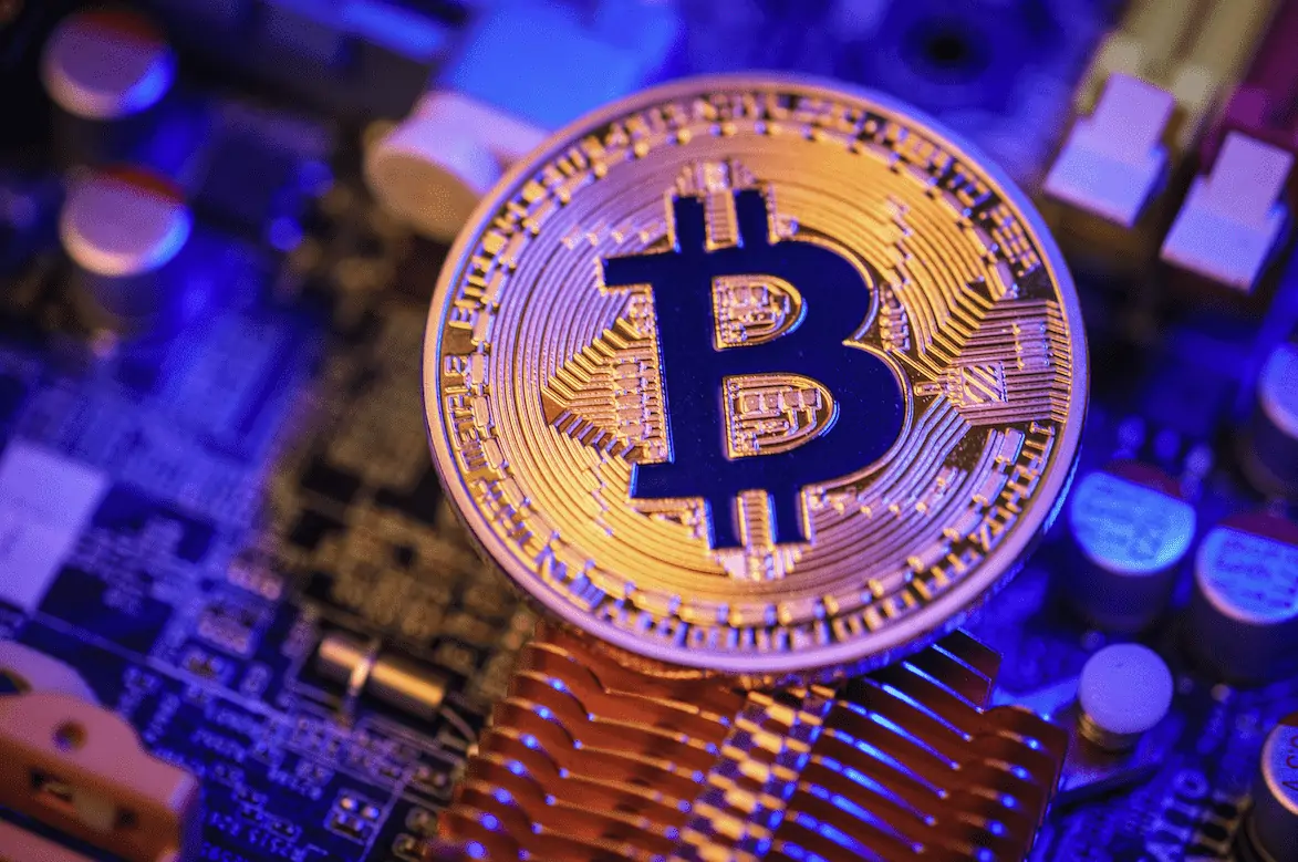 Bitcoin Nears Cycle Top as Sellers Exit